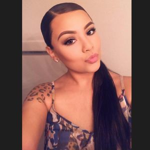 Meet your Posher, Abigail